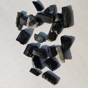 Green & black tourmaline gemstone crystal lot